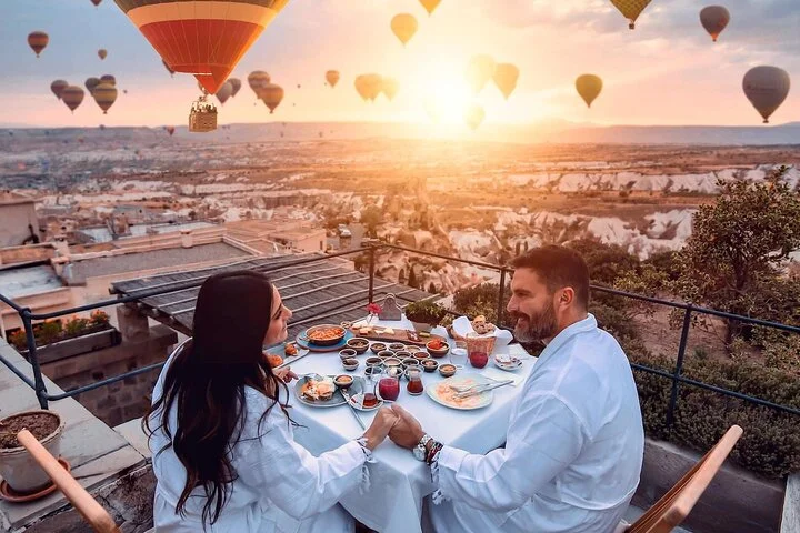 Cappadocia Red Tour from/to Istanbul by ✈ [full-day]