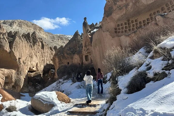 Cappadocia Red Tour Lunch + Guide + Museum Tickets /Small Group