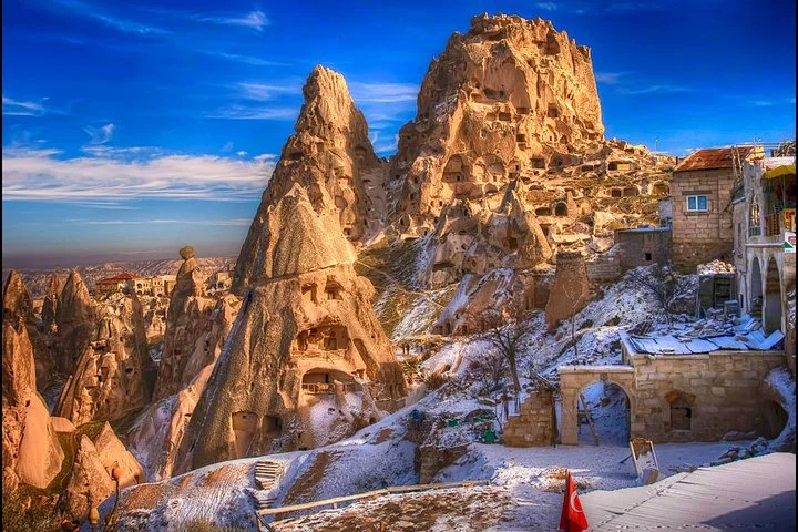 Cappadocia: Red Tour with Entrance Fee and Lunch