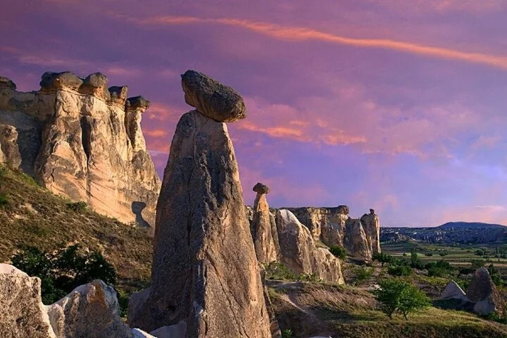 Cappadocia Red Tour with Guide in Spanish