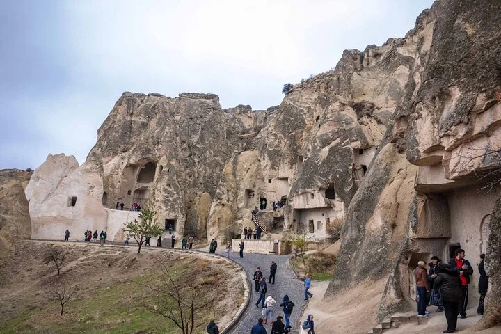 Cappadocia Red Tour (with zelve Open Air Museum and Paşabağ)