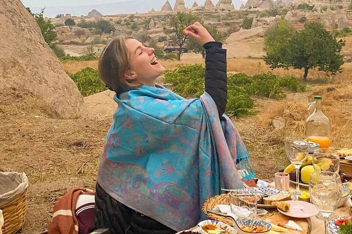 Cappadocia Sunrise Breakfast With Hot Air Balloons