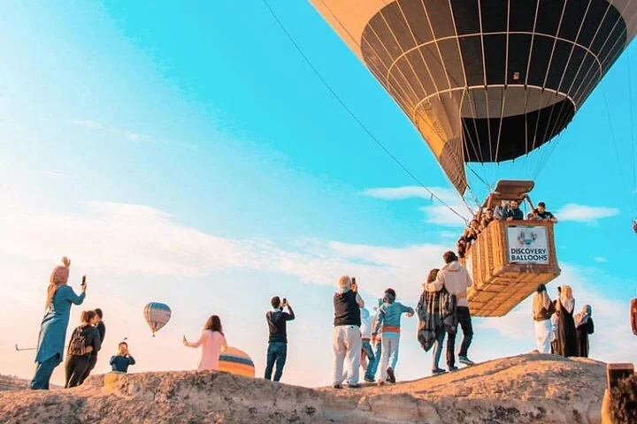 Cappadocia Sunrise Hot Air Balloon Flight / Discovery Balloons