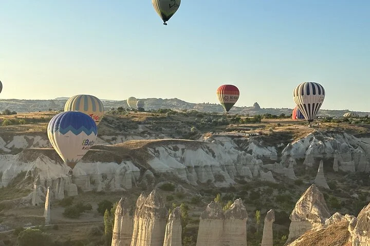 Cappadocia Sunrise Hot Air Balloon Watching Tour