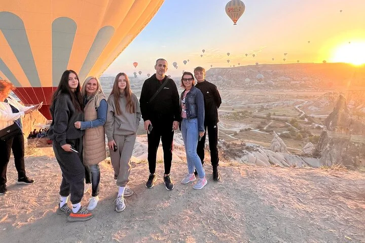 Cappadocia Sunrise Hot Air Balloon Watching Tour With Audio Guide
