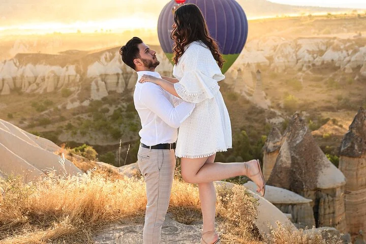 Cappadocia Sunrise Photo Shoot with Hotel Pickup