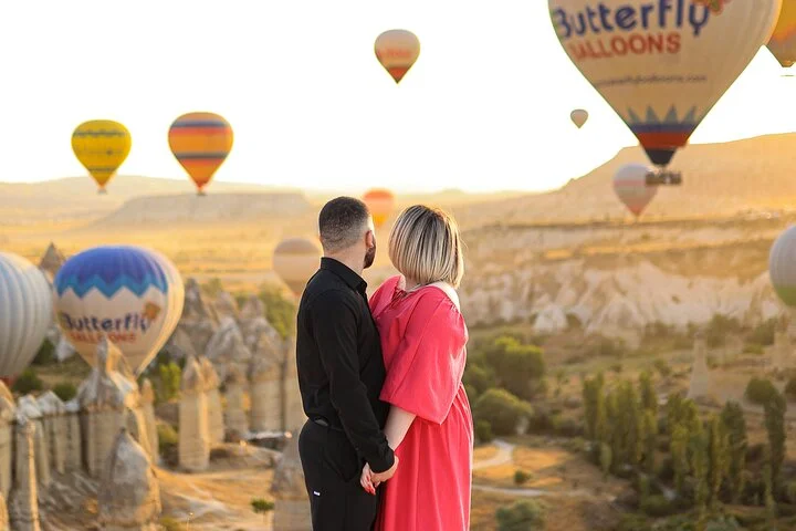 Cappadocia Sunrise Photo Shoot with Hotel Pickup