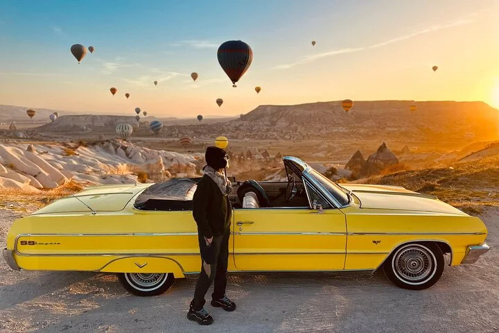 Classic Car Tour in Cappadocia Sunrise/Sunset