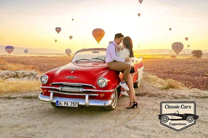 Classic Car Tour in Cappadocia Sunrise/Sunset