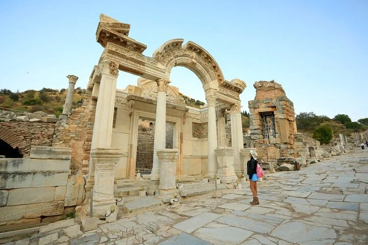 Diamonds of Turkey - 4 Days Travel to Pamukkale, Ephesus, Kusadasi, Cappadocia
