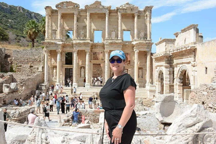 Discover Ephesus in Style: Premium Day Excursion from Istanbul