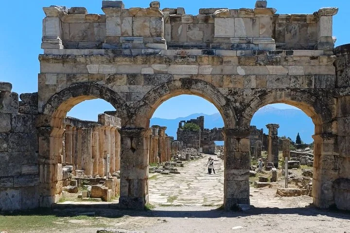 Fethiye -Pamukkale-Hierapolis(Cotton Castle)(1 Day)