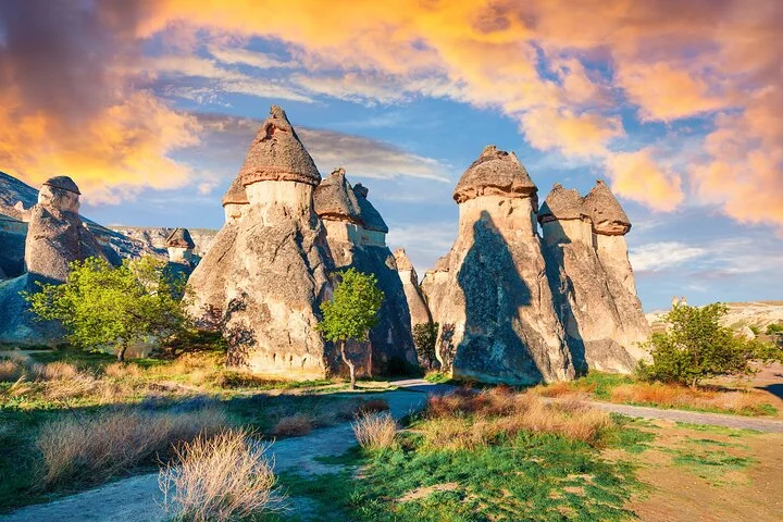 Full-Day Private Tour of Cappadocia's Highlights (Car&Guide )