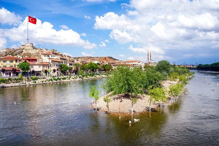 Full-Day Private Tour of Cappadocia's Highlights (Car&Guide )