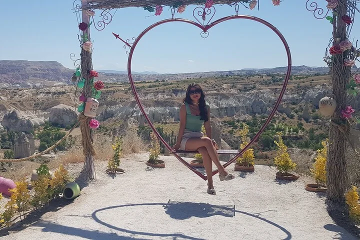 Half-Day Small-Group Guided Jeep Tour in Cappadocia