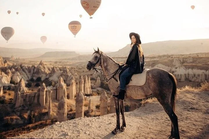 Horseback Safari Tour in Cappadocia Sunset or Sunrise