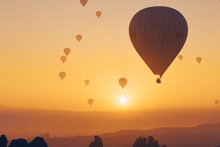 Hot Air Balloon Flight in Cappadocia with Experienced Pilots