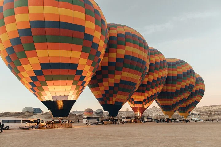 Hot Air Balloon Flight in Cappadocia with Experienced Pilots