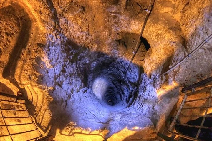 Jewels of Turkey - 4 Day Trip to Pamukkale Ephesus Cappadocia with Balloon Ride