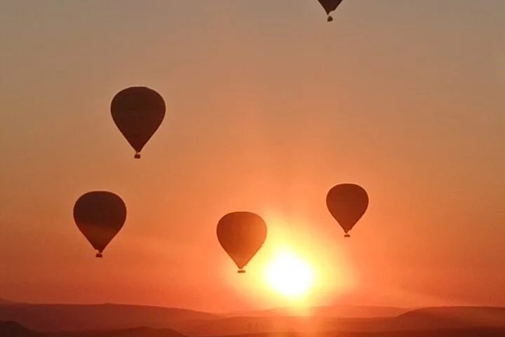 Luxury Cappadocia Sunrise Balloon Experience