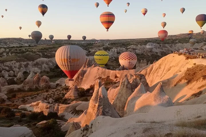 Luxury Cappadocia Sunrise Balloon Experience