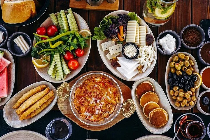 Luxury Cappadocia Sunrise Breakfast Experience