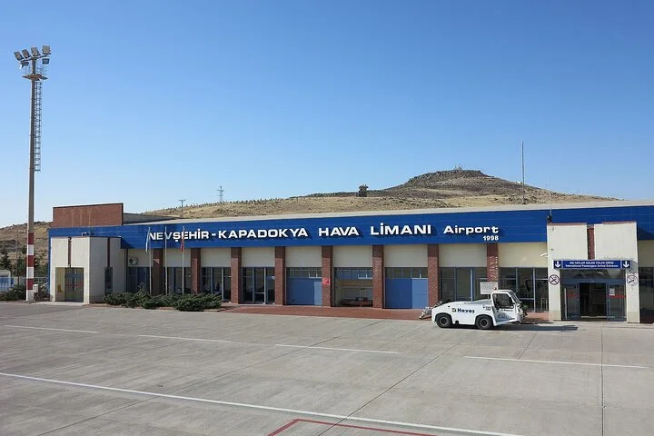 Nevsehir Airport: Private Transfer to Cappadocia