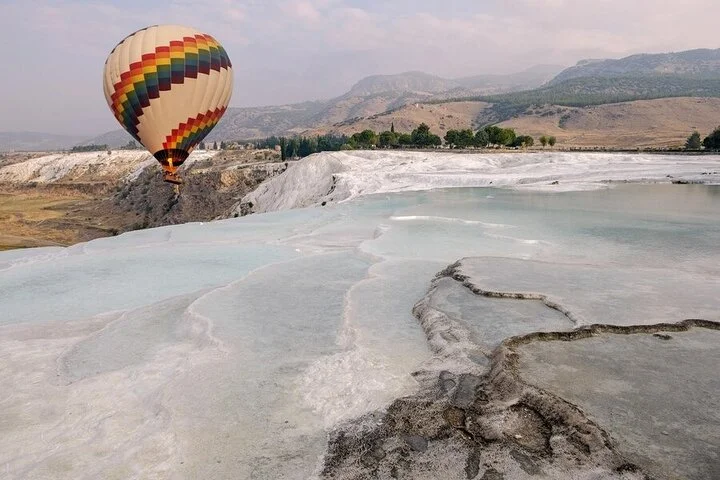 Pamukkale Hot Air Balloon Tour with Champagne