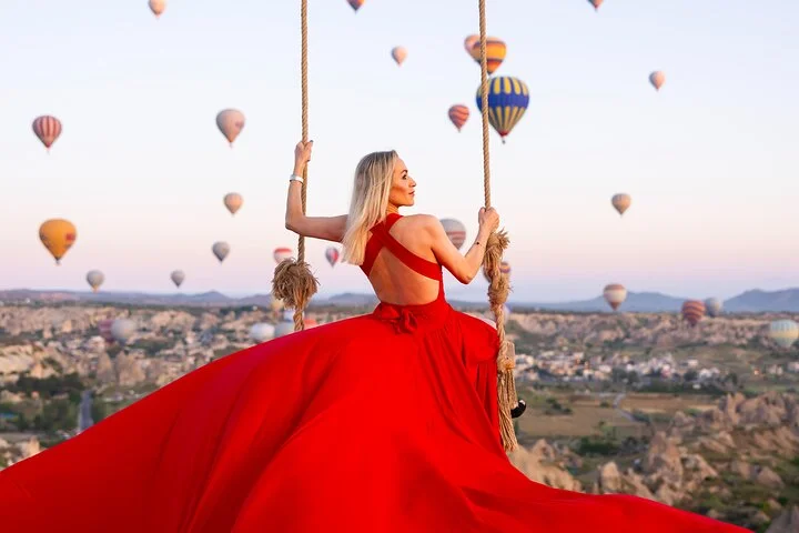 Photo Shoot with hot air balloons in Cappadocia