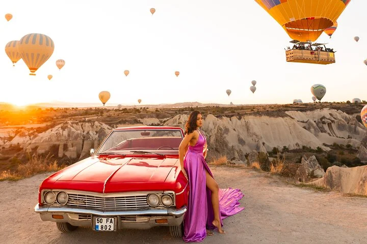 Photo Shoot with hot air balloons in Cappadocia