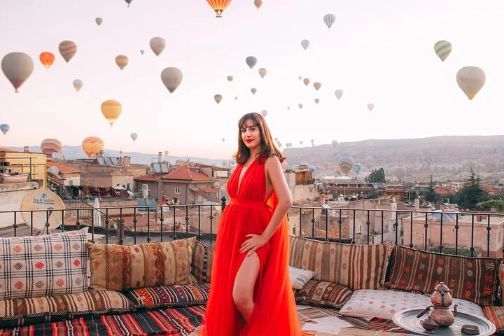 Photo Shooting with Breathtaking Views and Carpeted Corners