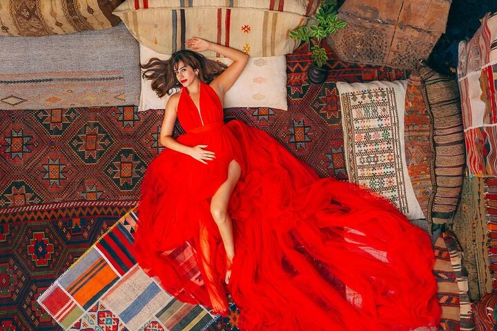 Photo Shooting with Breathtaking Views and Carpeted Corners