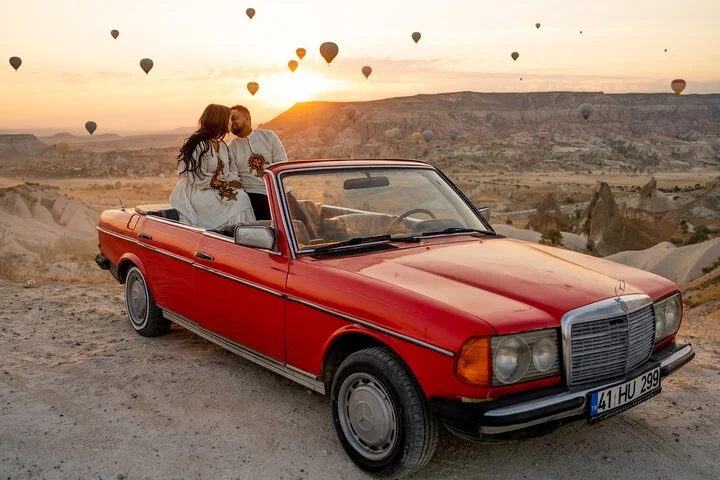 Photoshoot Experience in Cappadocia with Flying Dress