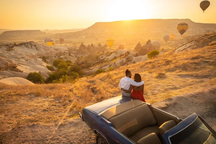 Photoshoot Experience in Cappadocia with Flying Dress