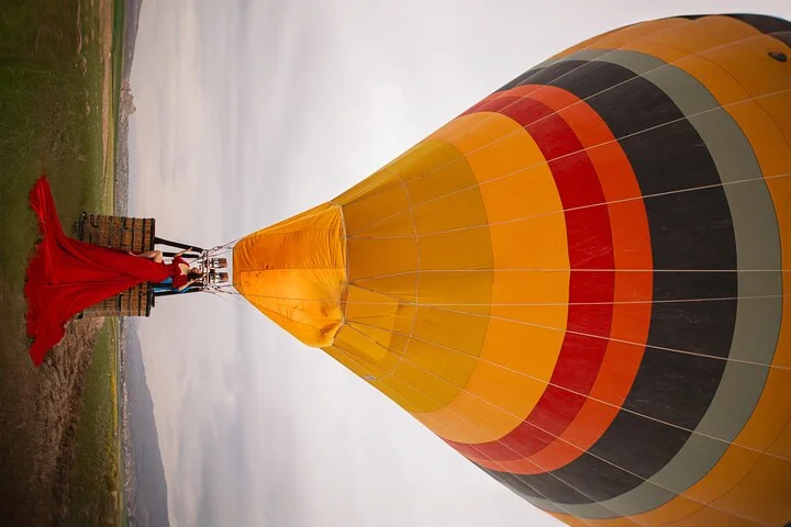 Photoshoot with Balloons in Cappadocia