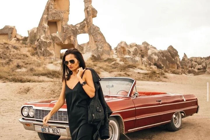 Private Classic Car Tour in Capadoccia with Pick Up