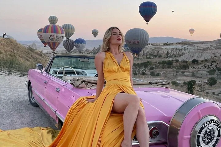 Private Classic Car Tour in Capadoccia with Pick Up