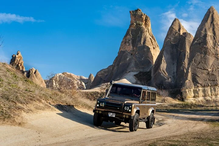 Private Jeep Safari Tour with Licensed Guide