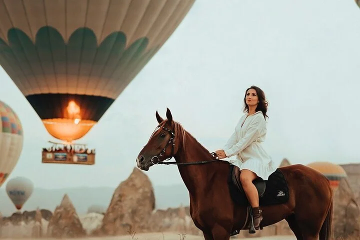 Private Photoshoot Experience in Magical Cappadocia
