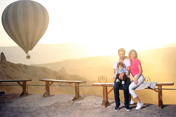 Private Photoshoot with Balloons in Cappadocia