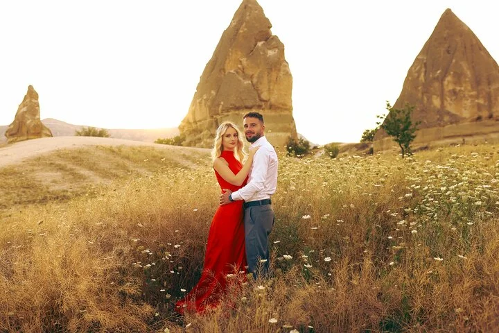 Private Photoshoot with Balloons in Cappadocia