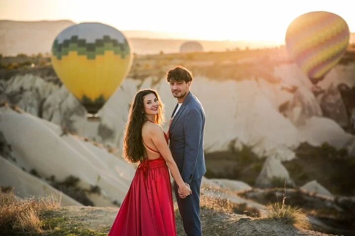 Private Photoshoot with Balloons in Cappadocia