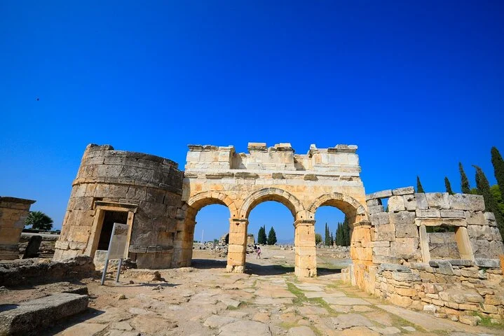 Private Tour to Salda Lake, Pamukkale, Hierapolis, Kaklik Cave