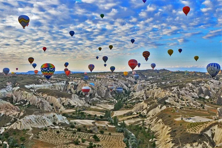 Private Transfer: Cappadocia Region to Nevsehir Airport NAV in Luxury Van