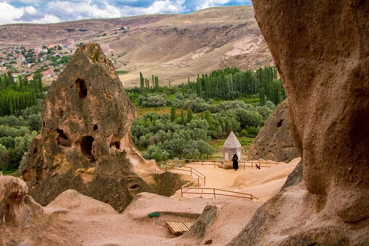 Red Valley Hiking and Underground City Tour