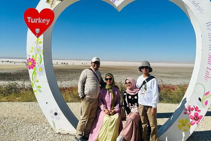 Salt Lake Tour from Cappadocia Including Lunch and Guide