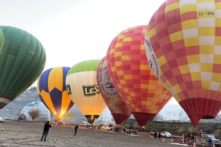 Sunrise Hot Air Balloon Experience Over Pamukkale