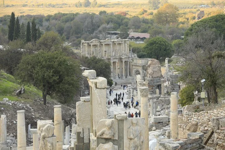 The Aegean Touch : Travel to Pamukkale, Priene, Ephesus, Kusadasi