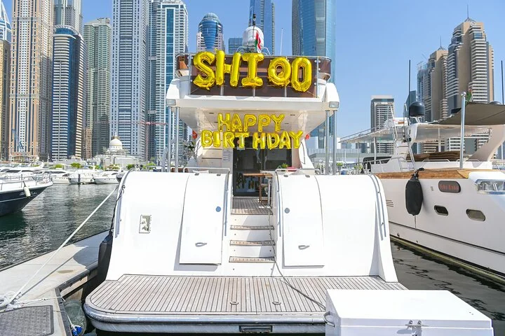 2 Hour Luxury Birthday Celebration on a Yacht in Dubai