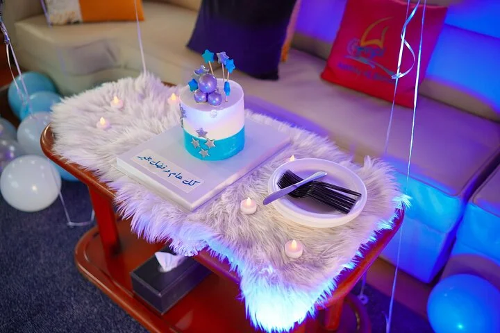 2 Hour Luxury Birthday Celebration on a Yacht in Dubai